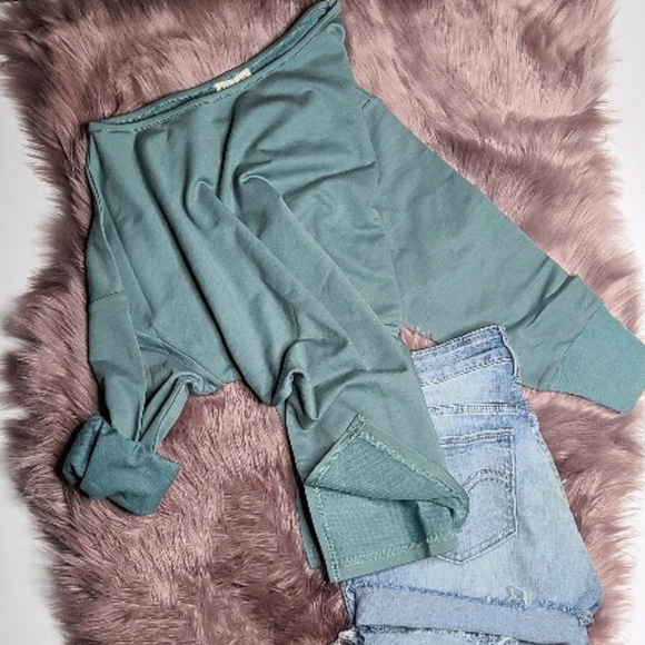 Mineral Blue Loose Fall Sweater - Picture 4 of 4